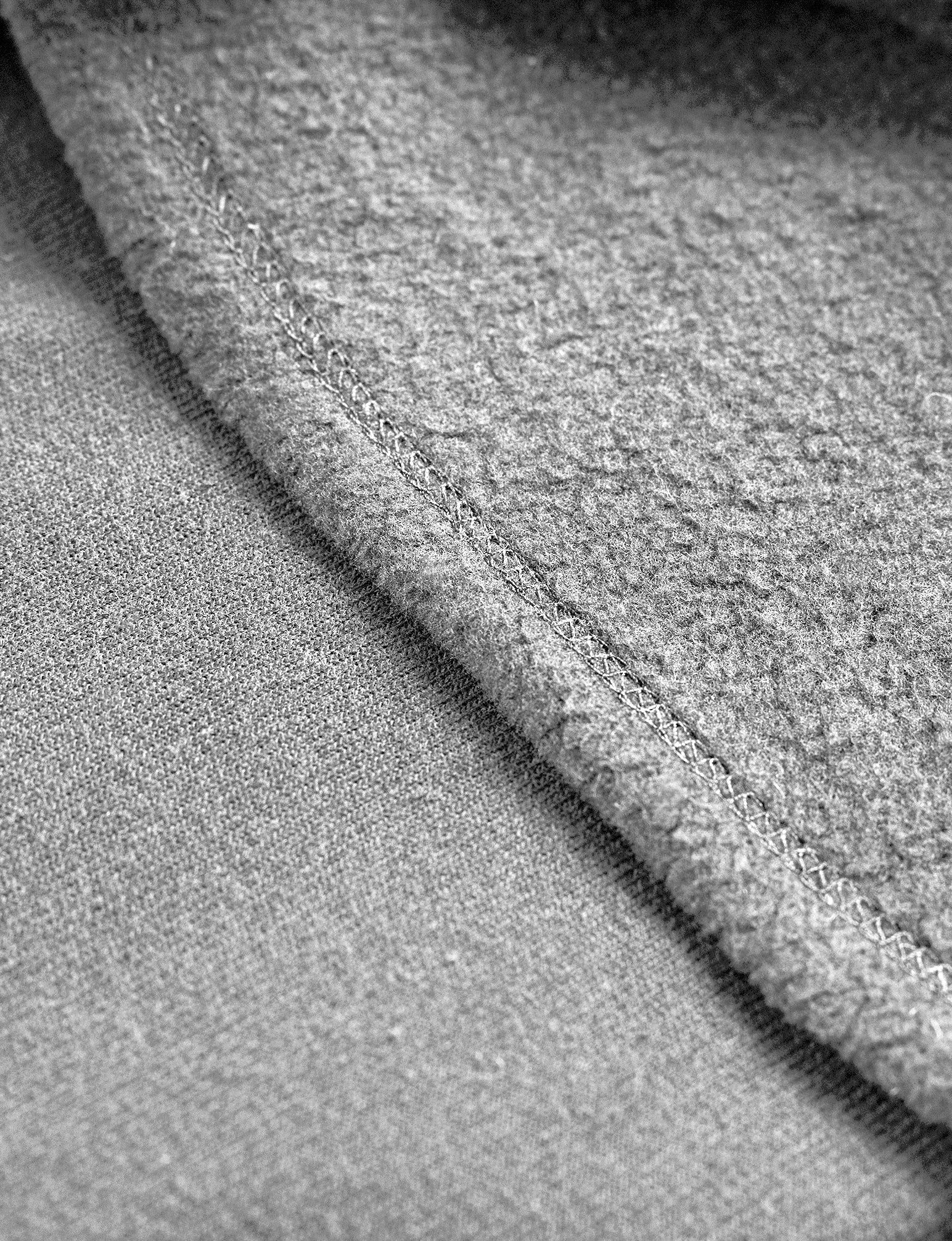 KILO LITE FLEECE SHORT 8" - Image 9